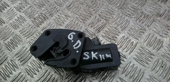 Skoda Superb B6 (3T) Tailgate/trunk/boot lock/catch/latch 3T0827300B