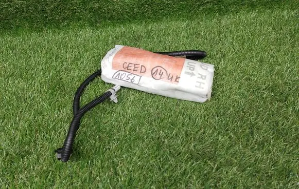 Seat airbag