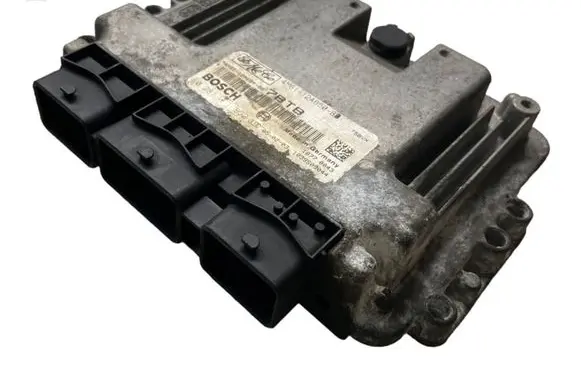 Ford Focus C-MAX Engine control unit/module 4M5112A650BC 1039S09044 18770043