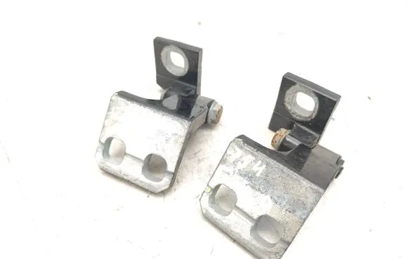 Maserati Ghibli Rear door hinge set A048903