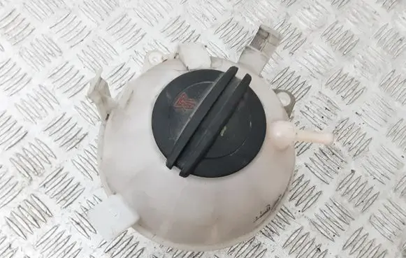 Audi Q3 8U Coolant expansion tank/reservoir 1K0121407A