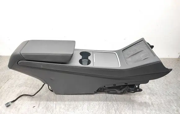 Tesla Model Y Center console 175550162F