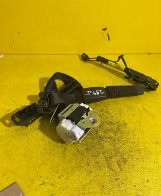 Jaguar XF X250 Seat belt trim RZ1R2P5K4