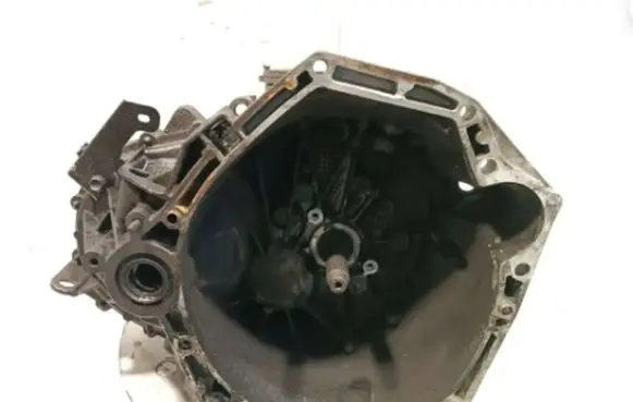 Nissan Qashqai Manual 6 speed gearbox 