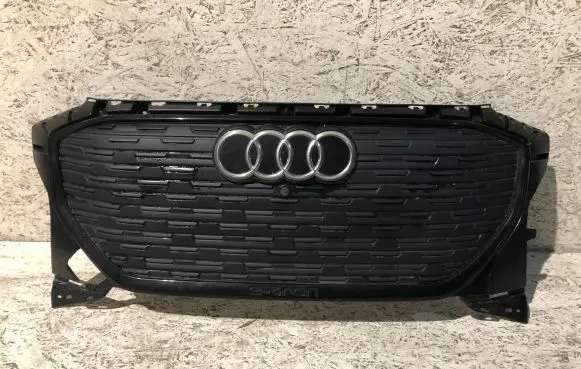 Audi Q4 Sportback e-tron Front bumper upper radiator grill