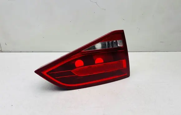 Audi A4 S4 B8 8K Tailgate rear/tail lights 8K5945093D