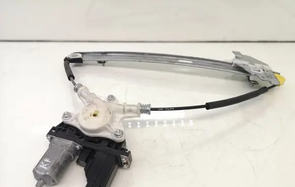 KIA Rio Front door window regulator with motor 824501W010 DH0620202201
