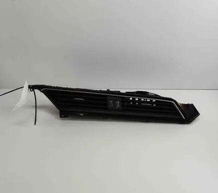 Audi e-tron Dashboard air vent grill cover trim 4KL820951A