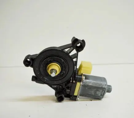 Audi A5 Rear door window regulator motor 8W0959802