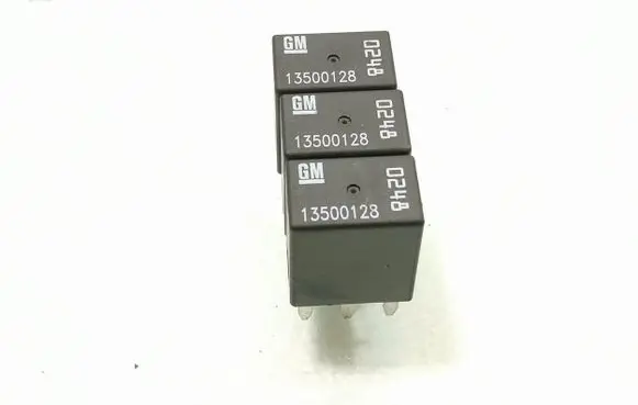 Opel Insignia A Other relay 13500128