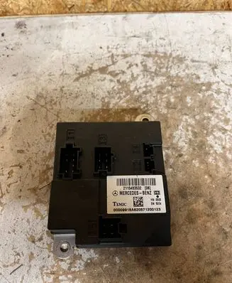 Mercedes-Benz E W211 Comfort/convenience module 2115453532