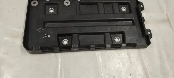 Battery tray