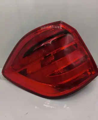 Mercedes-Benz GL X164 Rear/tail lights A1669067501
