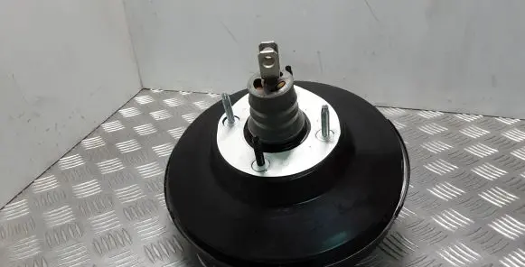 Volvo V40 Brake booster 31362927 01527022