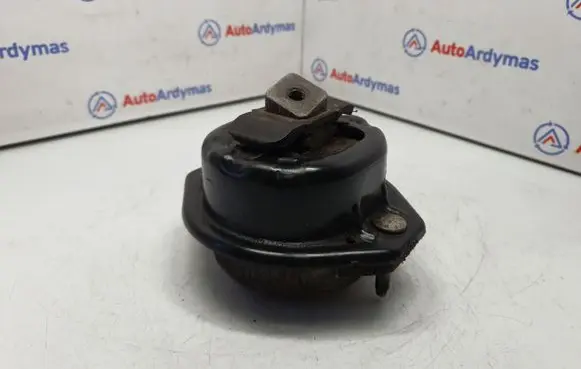 BMW 7 E65 E66 Engine mount bracket 6769186 22116769186