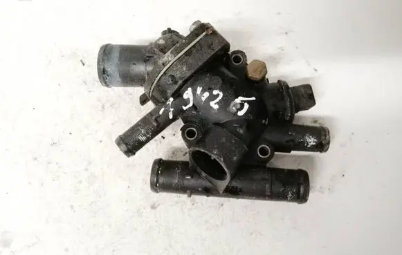 Mitsubishi Space Star Engine coolant pipe/hose 8200065390 8200065392