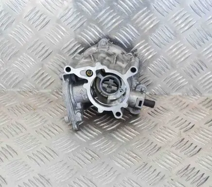 Audi Q5 SQ5 Vacuum pump 06J145100G