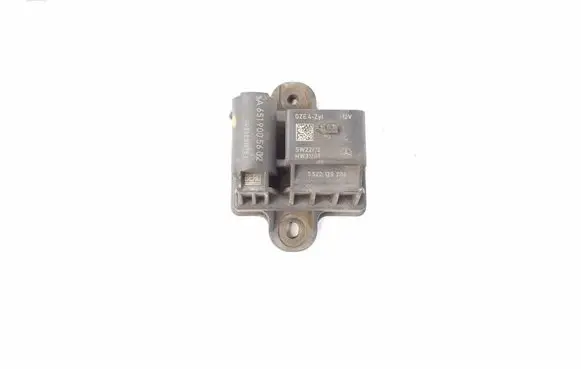 Infiniti Q70 Y51 Glow plug pre-heat relay 25085HG00C