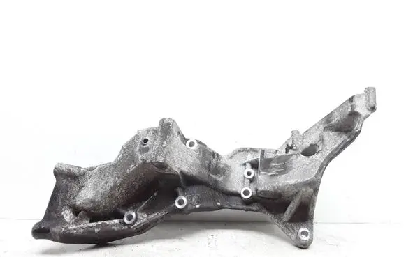 Volvo V60 Generator/alternator bracket 31367268