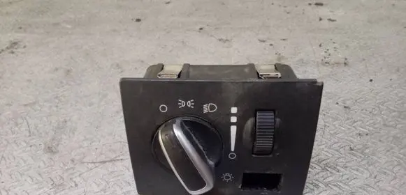 Volkswagen Routan Light switch P04602887AD