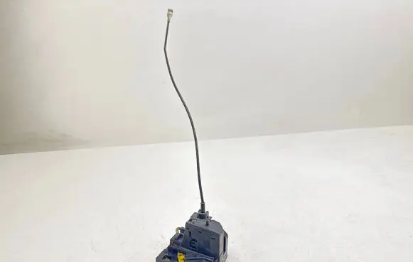 Renault Scenic I Front door lock