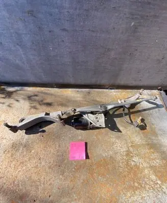 Mercedes-Benz C AMG W203 Front wiper linkage and motor 404518 A2038200342