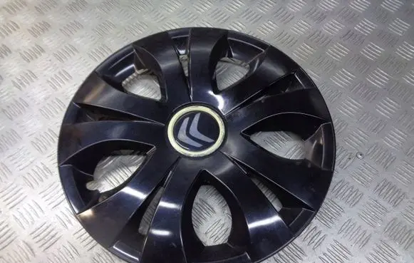 Citroen Xsara Picasso R15 wheel hub/cap/trim 