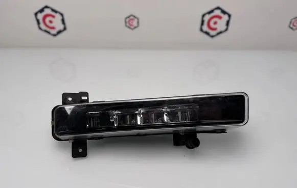 BMW 5 G30 G31 Front fog light 9477172