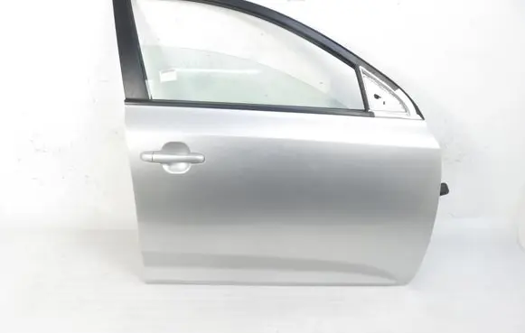KIA Ceed Front door 