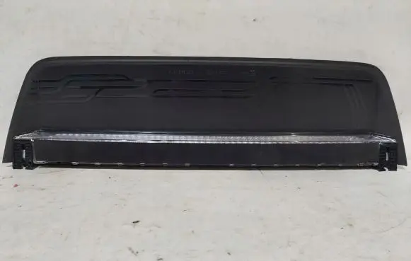 Porsche Taycan 9J1 Third/center stoplight 9J1945211D