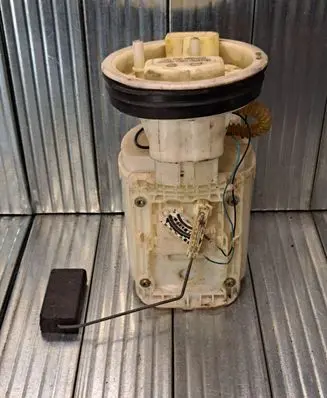 Seat Ibiza II (6k) In-tank fuel pump 6N0919051N 228233003001