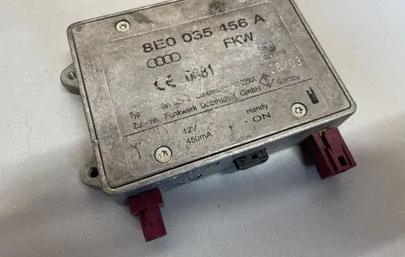 Volkswagen Touareg I Other control units/modules 8E0035456A