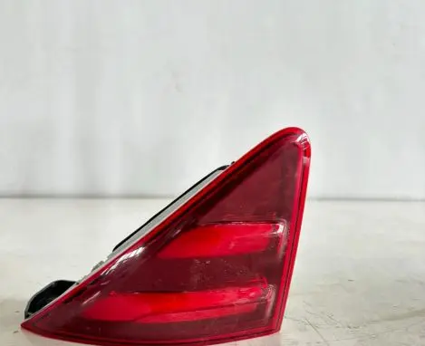 Peugeot 3008 I Tailgate rear/tail lights 9805511280 81300201