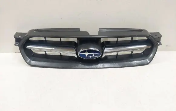 Subaru Legacy Front bumper upper radiator grill