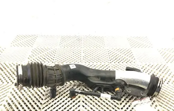 Ford Escape IV Air intake hose/pipe LX619R504CF