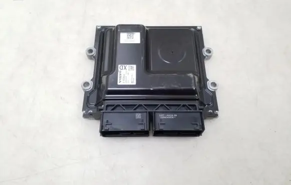 Volvo V40 Engine control unit/module 31452623