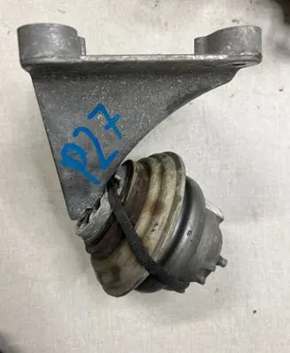 Jaguar XF X260 Engine mounting bracket 8W836061AB 3618499222