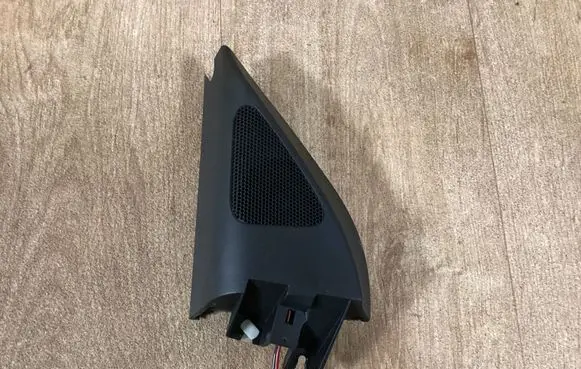 Volkswagen PASSAT B6 Front door high frequency speaker 3C0837993
