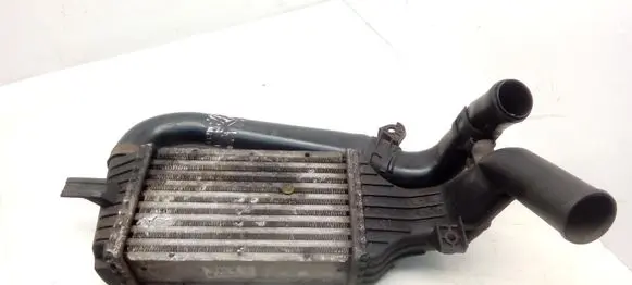 Opel Zafira A Intercooler radiator 9129519 73645
