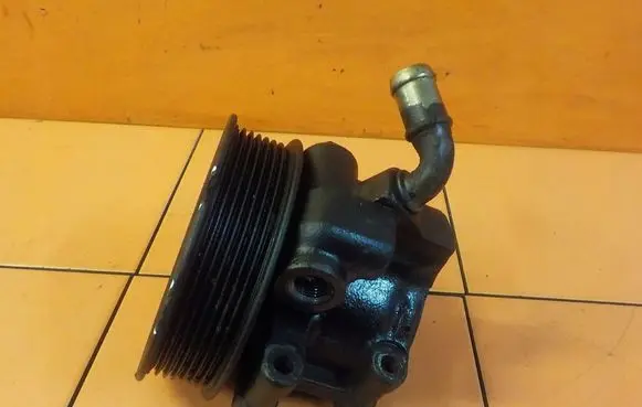 Ford Transit Power steering pump 3AE2803