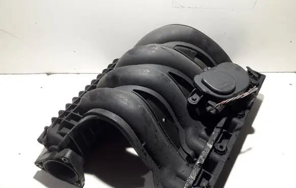 Mercedes-Benz C W203 Intake manifold A611090