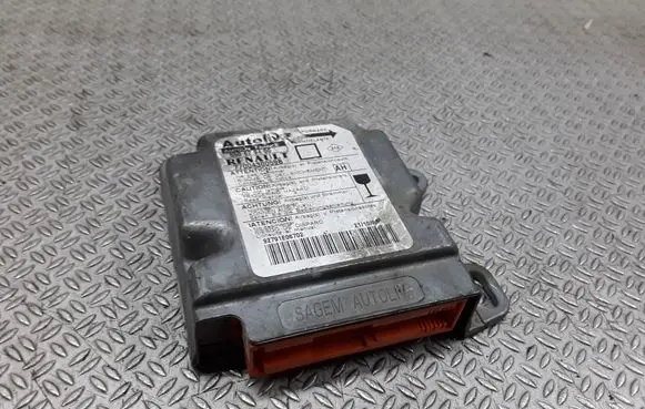 Renault Megane I Airbag control unit/module 7700430059B 550629400