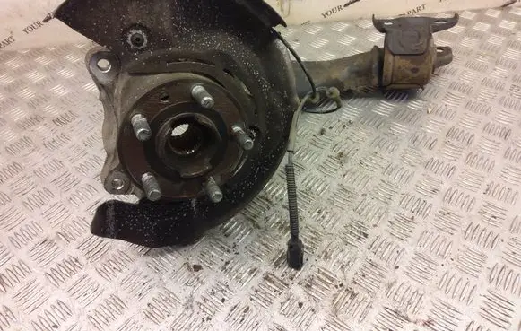 Land Rover Discovery 5 Front wheel hub