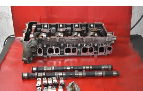 Opel Signum Engine head 55561003