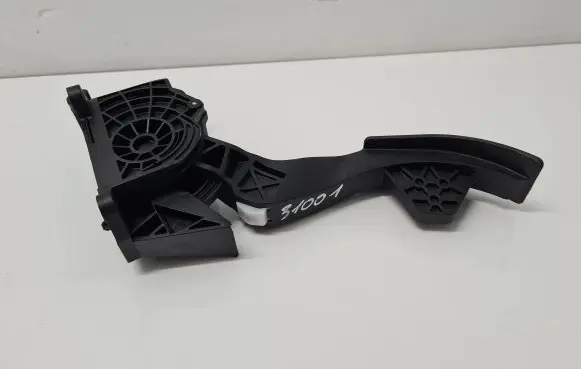 Skoda Fabia Mk3 (NJ) Accelerator throttle pedal 6C1723503D
