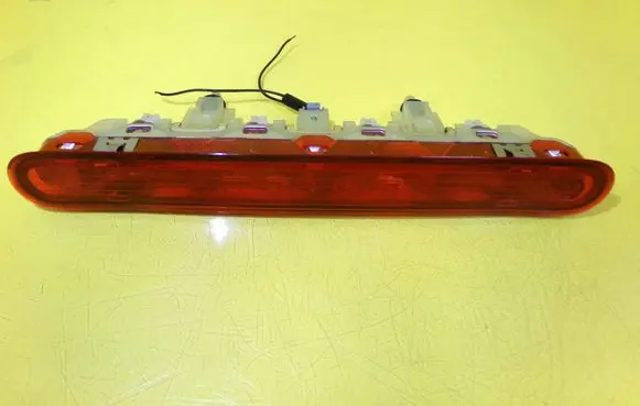 Peugeot 207 Third/center stoplight 9649986880