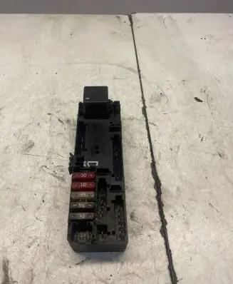 Mercedes-Benz E W211 Fuse box set A0005400372 05376120