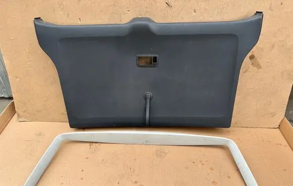 Volkswagen Multivan T5 Tailgate/trunk upper cover trim 7H5867601 7H5867603B