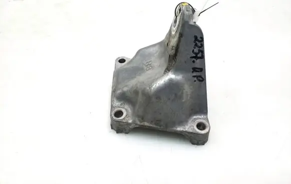 Lexus GS 250 350 300H 450H Engine mounting bracket 1231136100