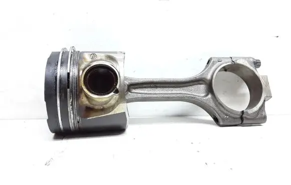 Volvo S60 Piston with connecting rod A1L123